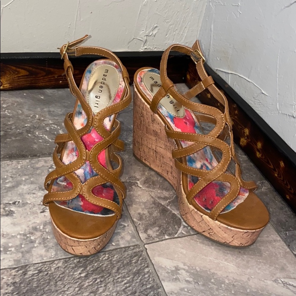 Madden Girls Wedges !
